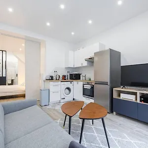 Apartamento Luxurious And Cosy In The Center Of 14, París